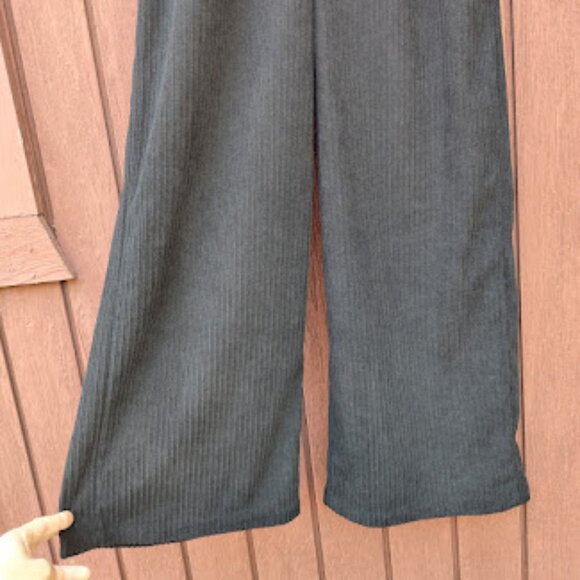 CIDER | NWT Black Wide Leg Corduroy Adjustable Button Straps Overalls Jumpsuit S - Picture 7 of 14